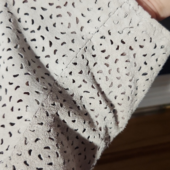 Light gray, suede jacket 3/4 sleeve - Picture 8 of 11